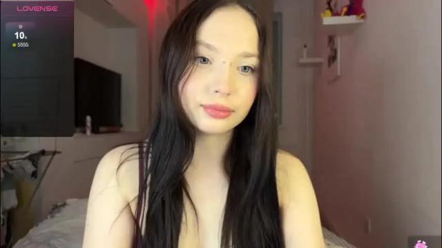 Image 2 of dontoch Stream on Chaturbate on 4 days ago