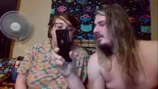 Image 3 of doobieashtray Stream on Chaturbate on 18 months ago