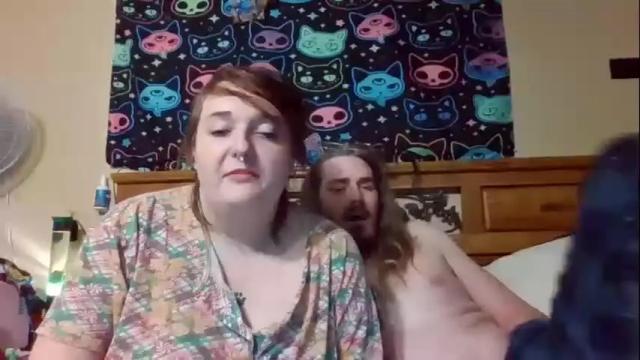 Image 6 of doobieashtray Stream on Chaturbate on 18 months ago