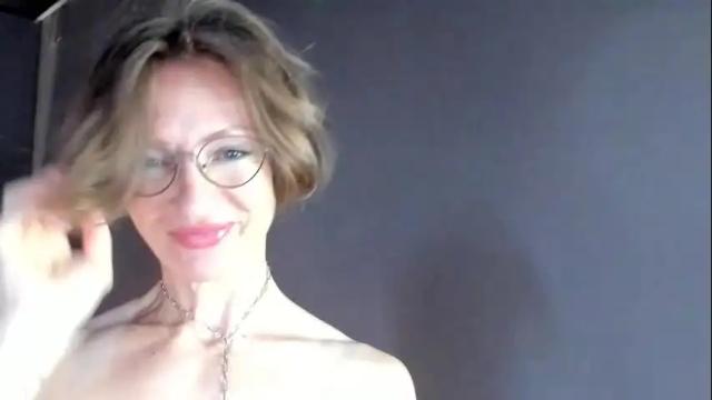 Image 4 of dorothy_meyer Stream on Chaturbate on 7 days ago