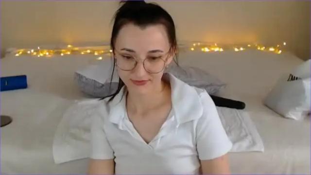 Image 7 of dorotty_ Stream on Chaturbate on 24 days ago