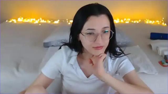 Image 2 of dorotty_ Stream on Chaturbate on 1 month ago