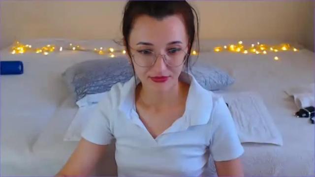 Image 2 of dorotty_ Stream on Chaturbate on 17 days ago