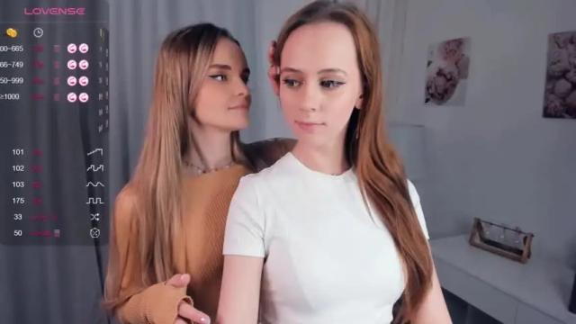 Image 7 of dou_xxx_beauty Stream on Chaturbate on 19 months ago
