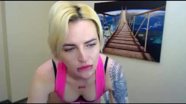 Image 4 of dove_cameron1 Stream on Chaturbate on 15 months ago