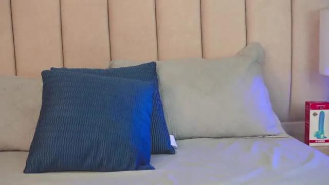 Image 7 of dove_kameron Stream on Chaturbate on 14 months ago