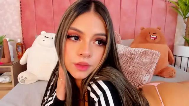 Image 10 of dove_kameron Stream on Chaturbate on 14 months ago