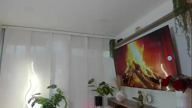Image 3 of dove_kameron Stream on Chaturbate on 2 months ago