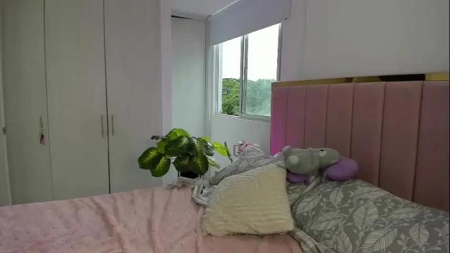 Image 11 of dove_kameron Stream on Chaturbate on 1 month ago