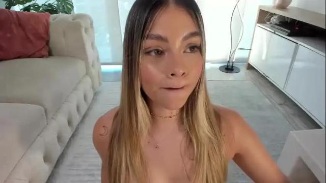 Image 7 of dove_kameron Stream on Chaturbate on 1 month ago