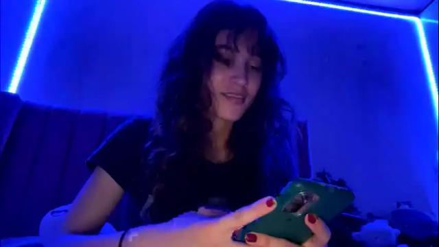 Image 3 of draculina69 Stream on Chaturbate on 5 months ago