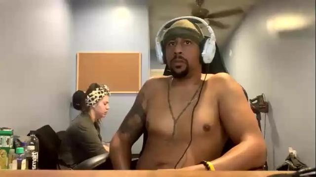 Image 10 of drae_gainz Stream on Chaturbate on 27 days ago