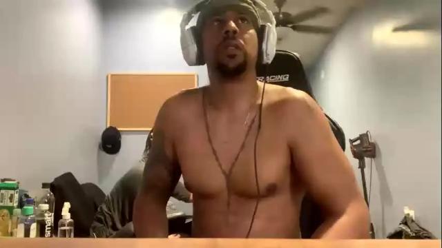 Image 8 of drae_gainz Stream on Chaturbate on 27 days ago