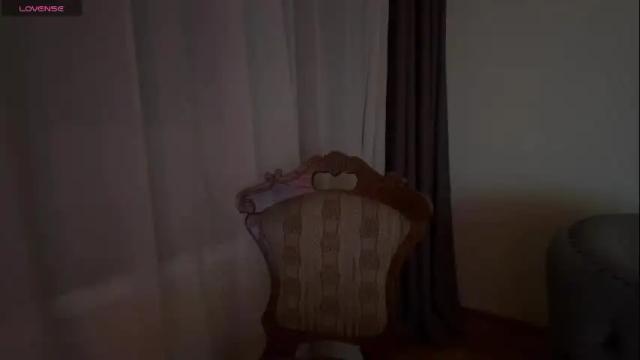 Image 8 of dragonhotcouple Stream on Chaturbate on 17 days ago