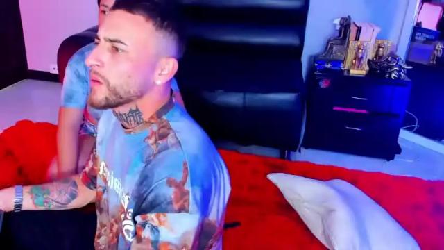 Image 10 of drako_and_millie Stream on Chaturbate on 19 months ago