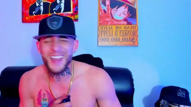 Image 12 of drako_and_millie Stream on Chaturbate on 19 months ago