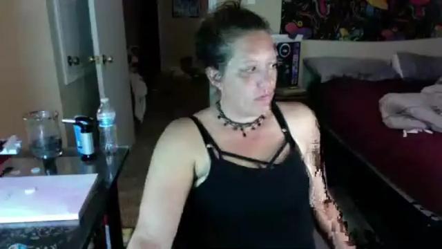 Image 4 of dramabelle Stream on Chaturbate on 21 months ago