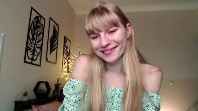 Image 6 of dream__flower Stream on Chaturbate on 17 months ago
