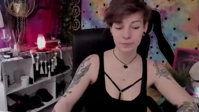 Image 3 of dreammbaylee Stream on Chaturbate on 19 months ago