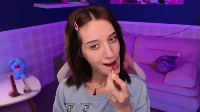 Thumbnail 1, dreamy_kira's Stream at Chaturbate, 1 month ago