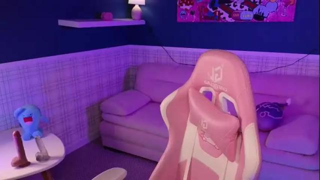 Image 3 of dreamy_kira Stream on Chaturbate on 1 month ago