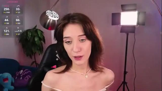 Thumbnail 2, dreamy_kira's Stream at Chaturbate, 17 days ago