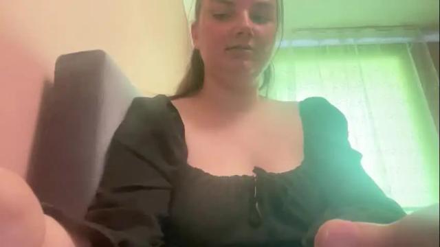 Image 6 of dreamyblushfairy Stream on Chaturbate on 1 month ago