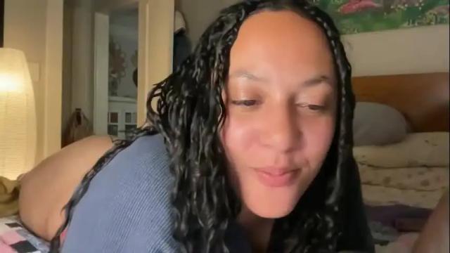 Image 2 of dreamyriri Stream on Chaturbate on 20 days ago