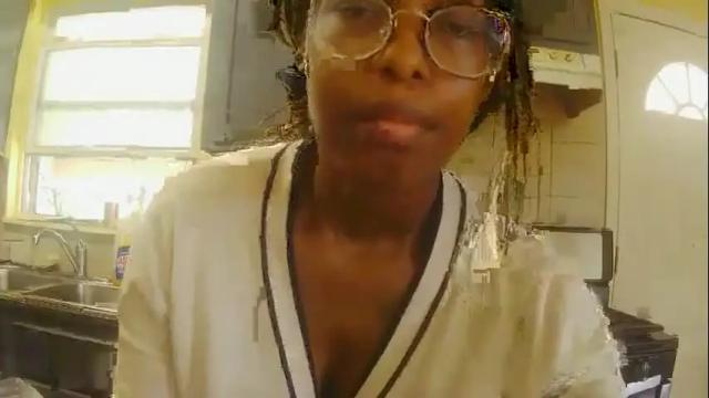 Image 3 of drinkbrandi15 Stream on Chaturbate on 5 months ago