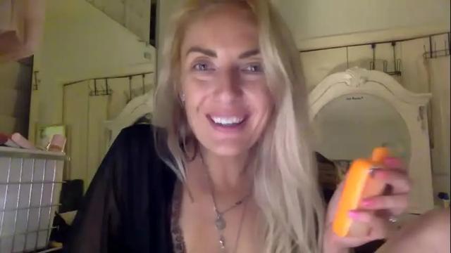 Image 7 of dripping_like_jane Stream on Chaturbate on 4 months ago