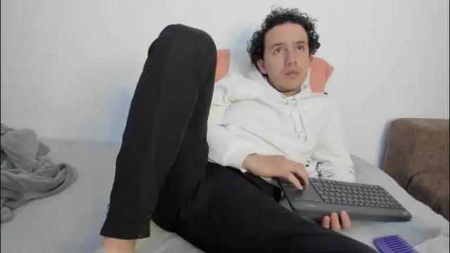 Image 10 of drod6621 Stream on Chaturbate on 3 months ago