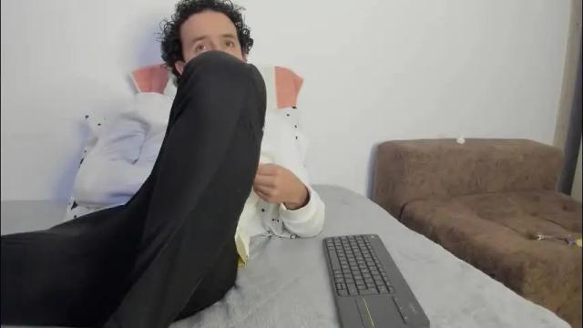 Image 4 of drod6621 Stream on Chaturbate on 3 months ago