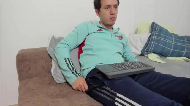 Image 2 of drod6621 Stream on Chaturbate on 1 month ago