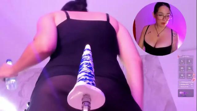 Image 10 of droolingflavor Stream on Chaturbate on 1 month ago