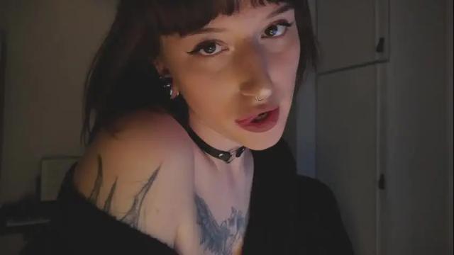 Image 7 of drugidiot_ Stream on Chaturbate on 1 month ago