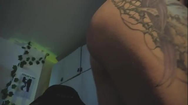 Image 12 of drugidiot_ Stream on Chaturbate on 1 month ago