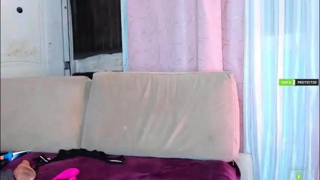 Image 2 of duamilktits Stream on Chaturbate on 1 day ago