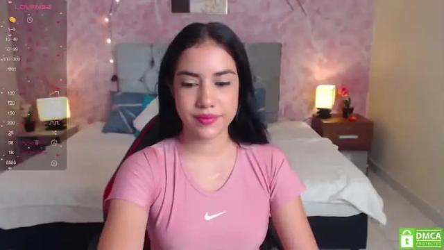 Image 11 of dulce__gonzalez Stream on Chaturbate on 15 months ago