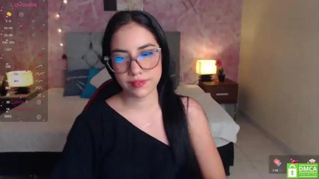Image 4 of dulce__gonzalez Stream on Chaturbate on 15 months ago