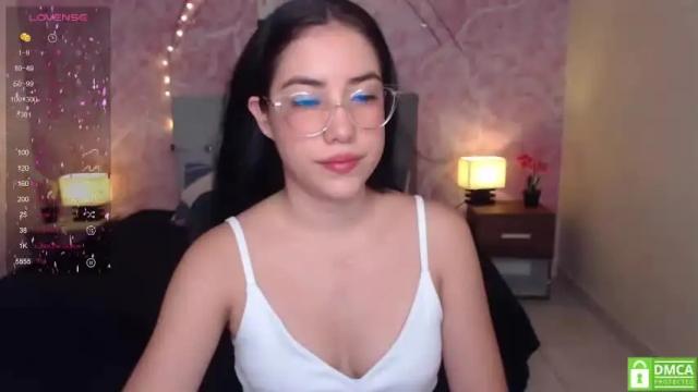 Image 2 of dulce__gonzalez Stream on Chaturbate on 13 months ago