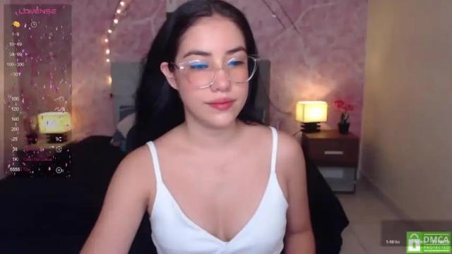 Image 3 of dulce__gonzalez Stream on Chaturbate on 13 months ago