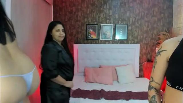 Image 8 of dulce__love69 Stream on Chaturbate on 2 months ago