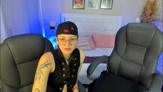 Image 6 of dulce__love69 Stream on Chaturbate on 2 months ago