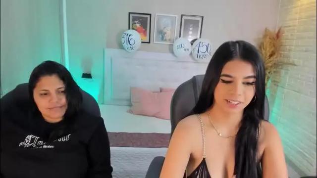 Image 3 of dulce__love69 Stream on Chaturbate on 1 month ago