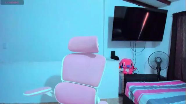 Image 6 of dulce_acosta Stream on Chaturbate on 1 month ago