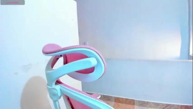 Image 7 of dulce_acosta Stream on Chaturbate on 1 month ago