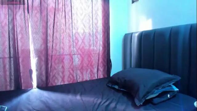 Image 2 of dulce_acosta Stream on Chaturbate on 1 month ago