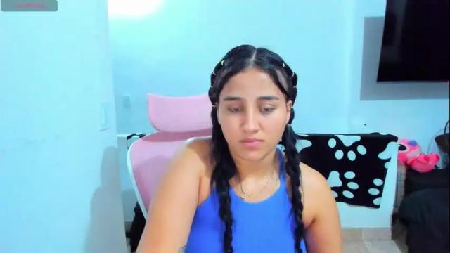 Image 10 of dulce_acosta Stream on Chaturbate on 1 month ago