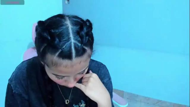 Image 3 of dulce_acosta Stream on Chaturbate on 1 month ago