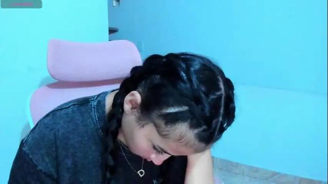 Image 7 of dulce_acosta Stream on Chaturbate on 1 month ago
